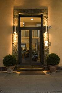 Xtrallusion offers characteristic Bed and Breakfast, B&B, Guest House, Hotel, Albergo and Country Lodge accommodation in Italy. Plus independent self-guided Walking, Adventure, Activity, Skiing and Paragliding Holiday itineraries on the Italian Rivieras, in the Italian Lakes, in the Italian Alps and in some of the most beautiful corners of Italy.